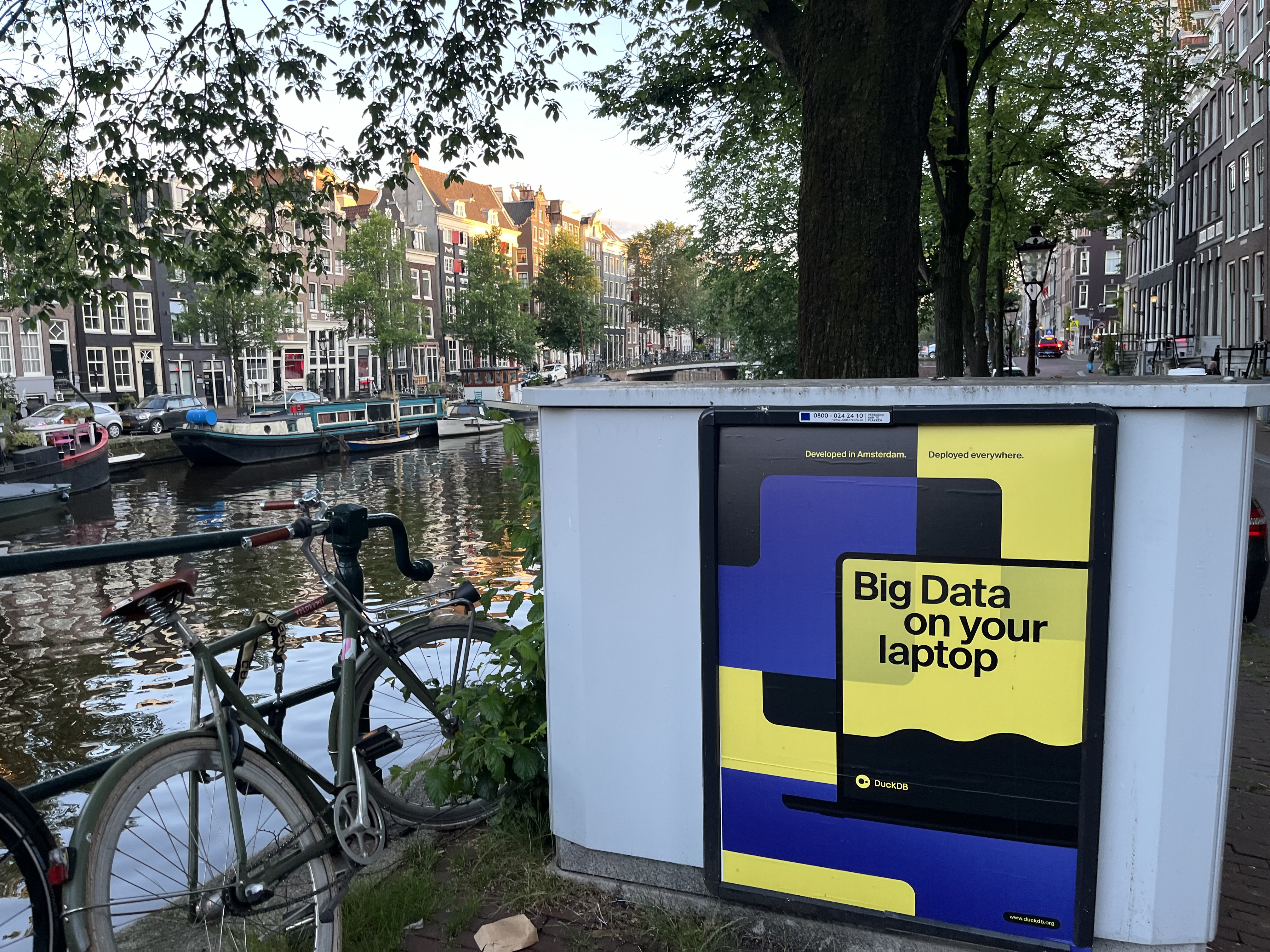 Big Data on your Laptop Poster in Amsterdam